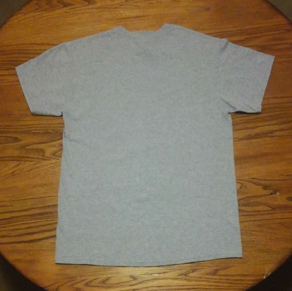 BEAST MODE Gold Chain Shirt Medium Stacks $ 💰 - Picture 4 of 7